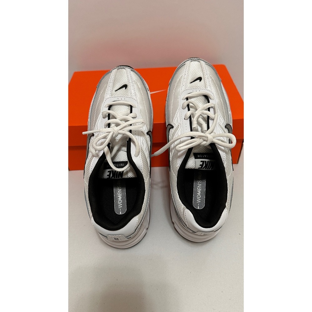 Nike Initiator Womens Running Shoes White Metallic Silver Black FQ6873-101 Sz 8